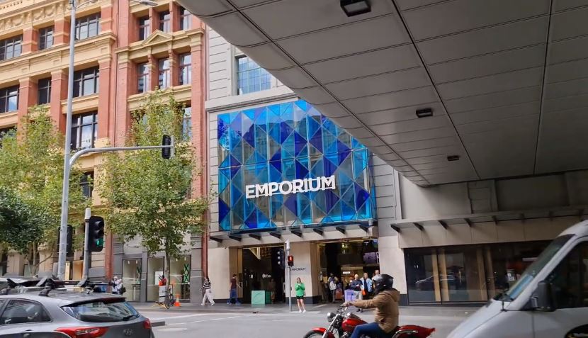 emporium melbourne boxing day hours