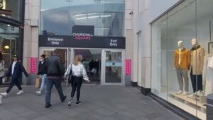 churchill centre christmas hours