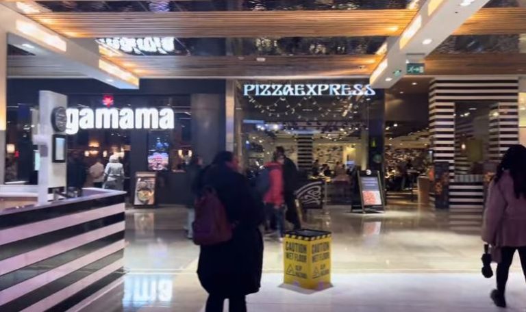 westfield stratford boxing day hours