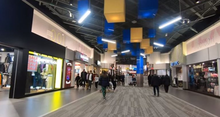 vaughan mills mall christmas hours