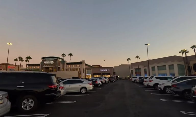 chandler fashion center christmas hours